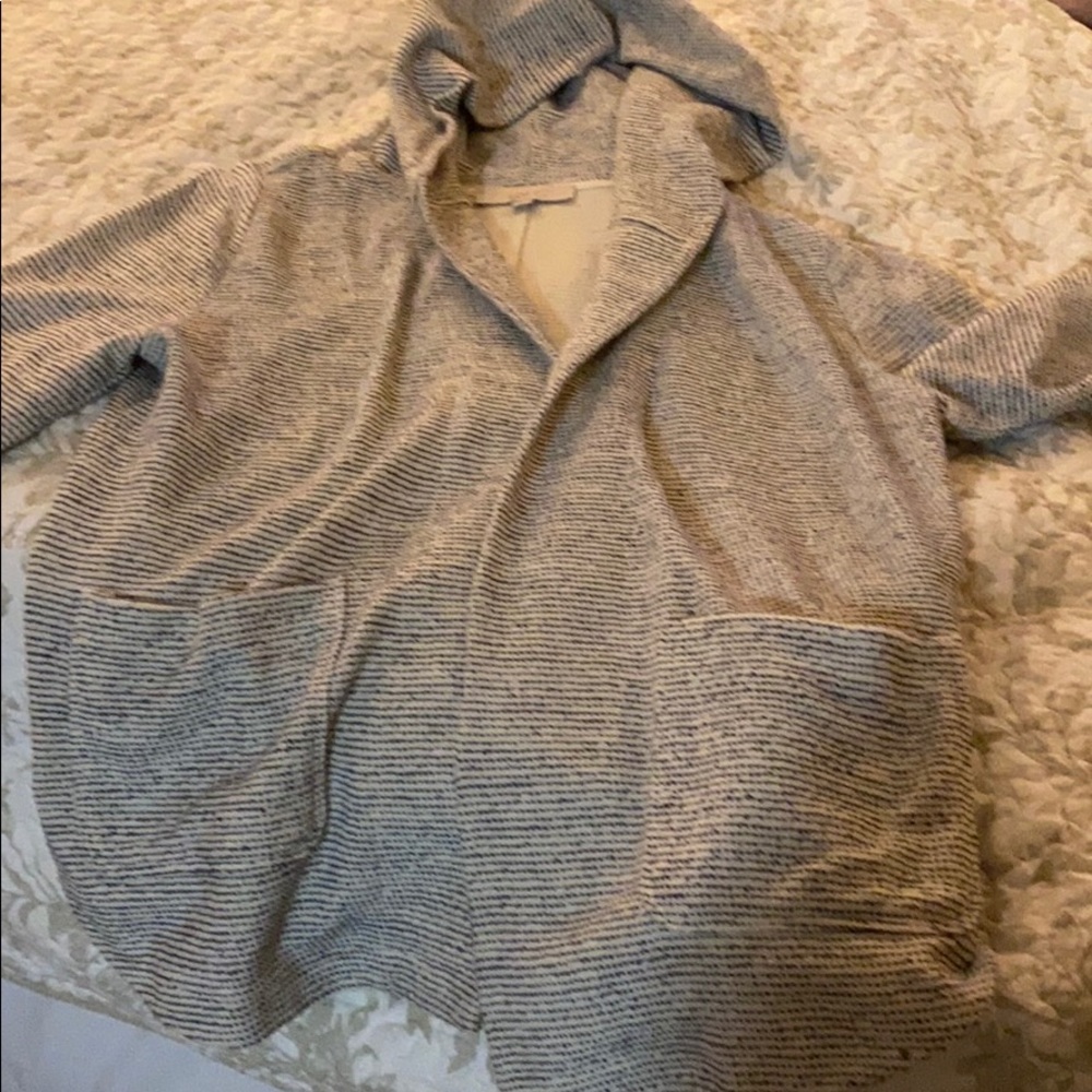 Lightweight sweater/jacket.